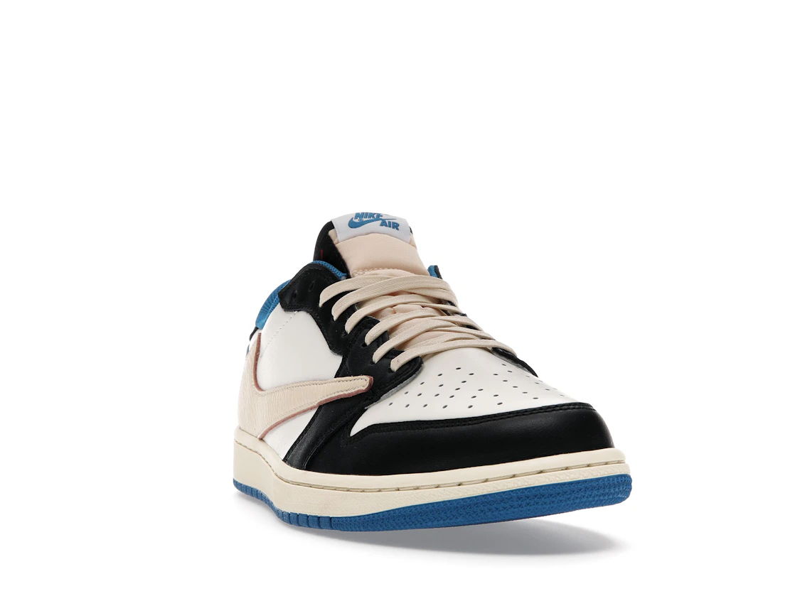 Vue 8 de Jordan 1 Retro Low OG SP Fragment x Travis Scott