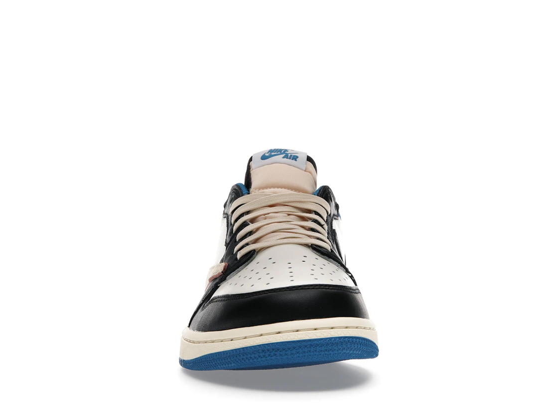 Vue 10 de Jordan 1 Retro Low OG SP Fragment x Travis Scott
