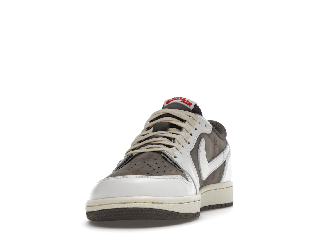 Vue 12 de Jordan 1 Retro Low OG SP Travis Scott Reverse Mocha