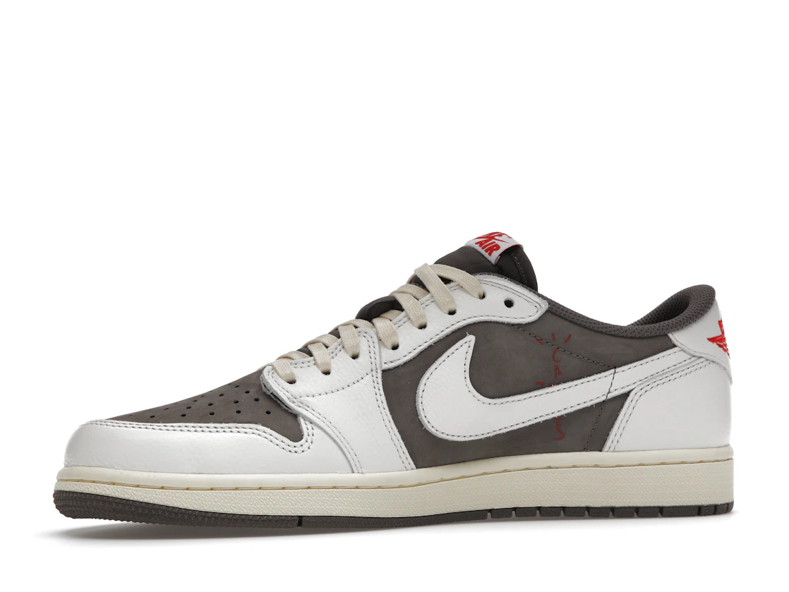 Vue 17 de Jordan 1 Retro Low OG SP Travis Scott Reverse Mocha