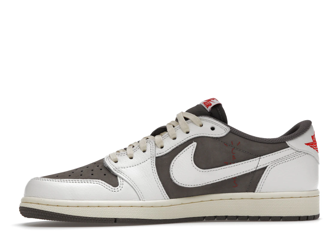 Vue 18 de Jordan 1 Retro Low OG SP Travis Scott Reverse Mocha