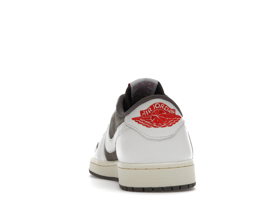 Vue 27 de Jordan 1 Retro Low OG SP Travis Scott Reverse Mocha