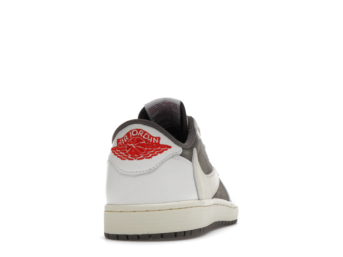 Vue 29 de Jordan 1 Retro Low OG SP Travis Scott Reverse Mocha