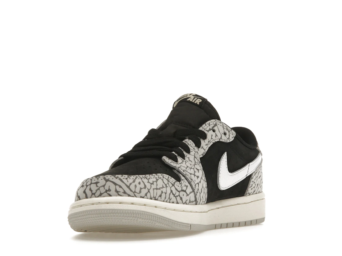 Vue 13 de Jordan 1 Retro Low OG Black Cement 
