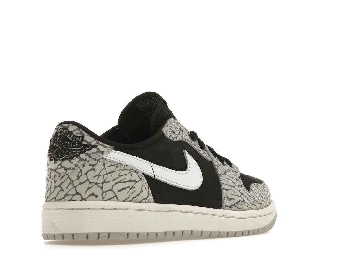 Vue 32 de Jordan 1 Retro Low OG Black Cement 