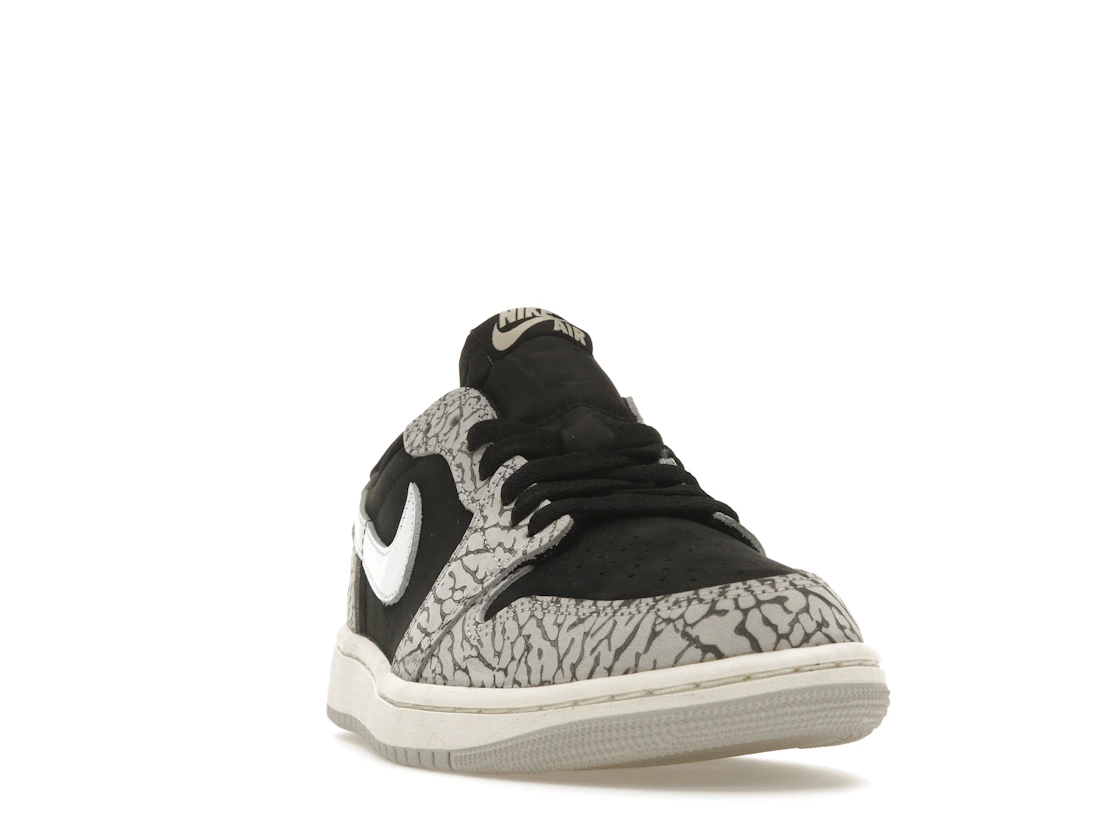 Vue 8 de Jordan 1 Retro Low OG Black Cement 