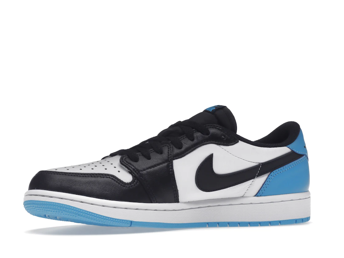 Vue 17 de Jordan 1 Retro Low OG Black Dark Powder Blue