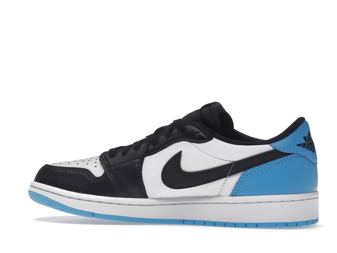 Vue 21 de Jordan 1 Retro Low OG Black Dark Powder Blue