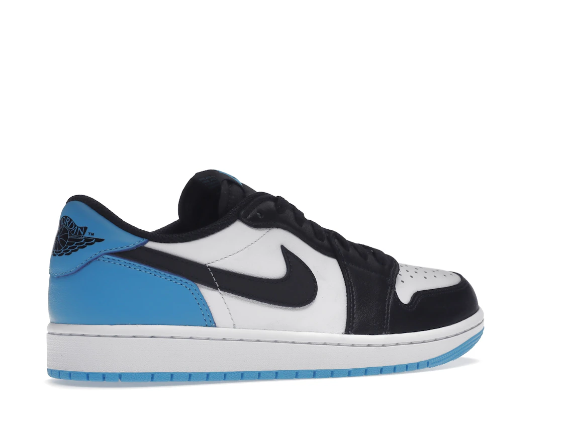 Vue 34 de Jordan 1 Retro Low OG Black Dark Powder Blue