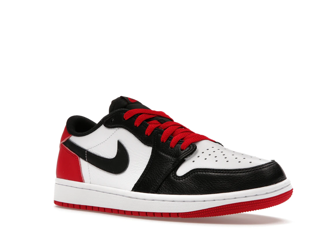 Vue 5 de Jordan 1 Retro Low OG Black Toe (2023)