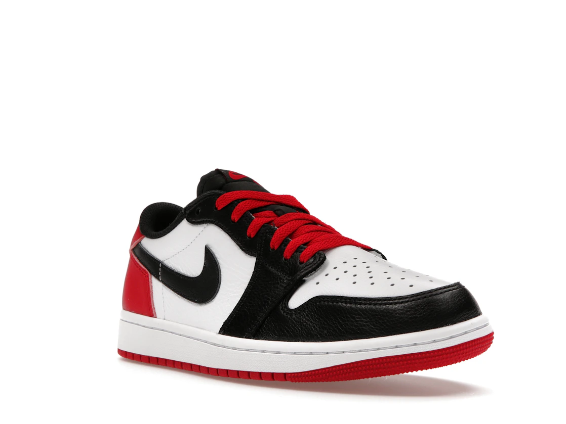 Vue 6 de Jordan 1 Retro Low OG Black Toe (2023)