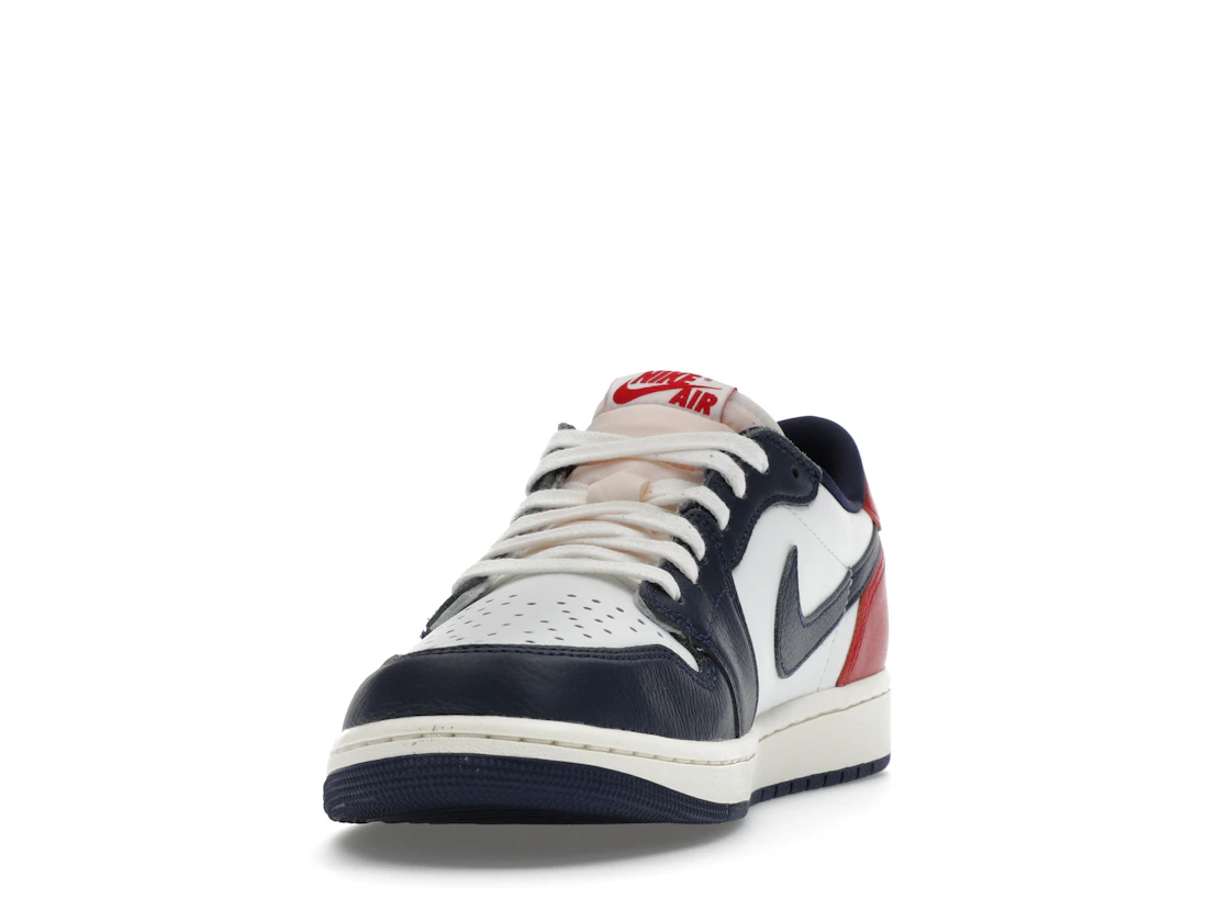 Vue 12 de Jordan 1 Retro Low OG Howard University
