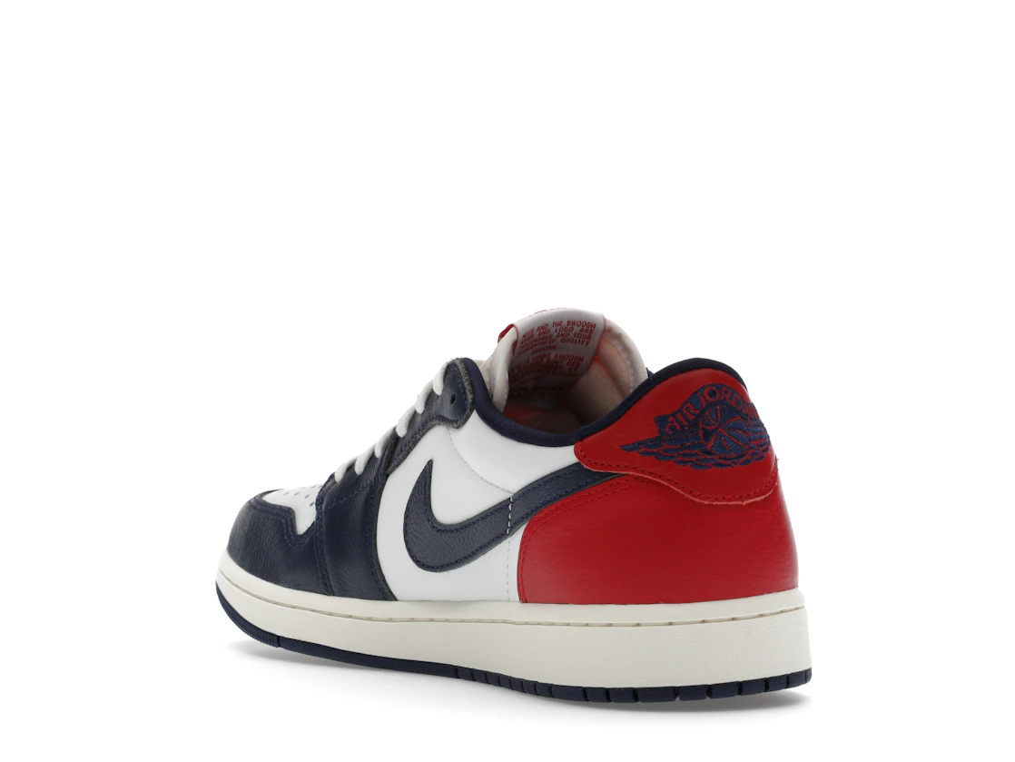 Vue 25 de Jordan 1 Retro Low OG Howard University