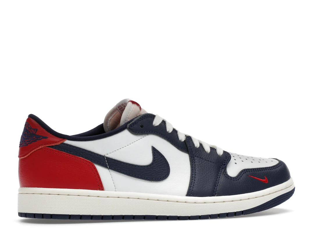Vue 35 de Jordan 1 Retro Low OG Howard University