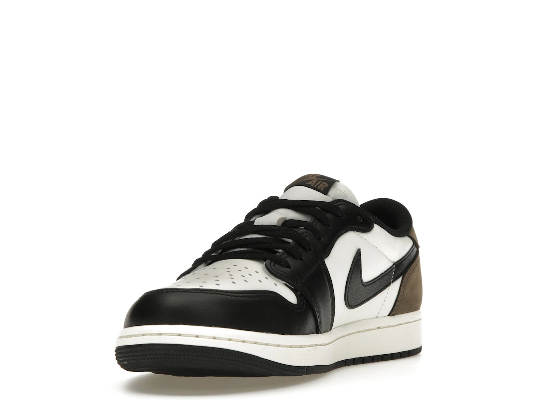 Vue 13 de Jordan 1 Retro Low OG Mocha