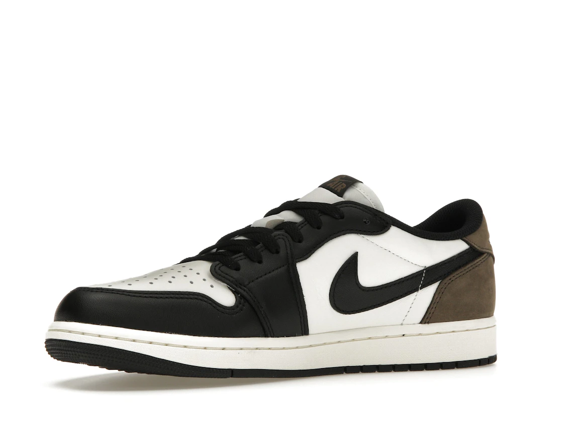 Vue 16 de Jordan 1 Retro Low OG Mocha