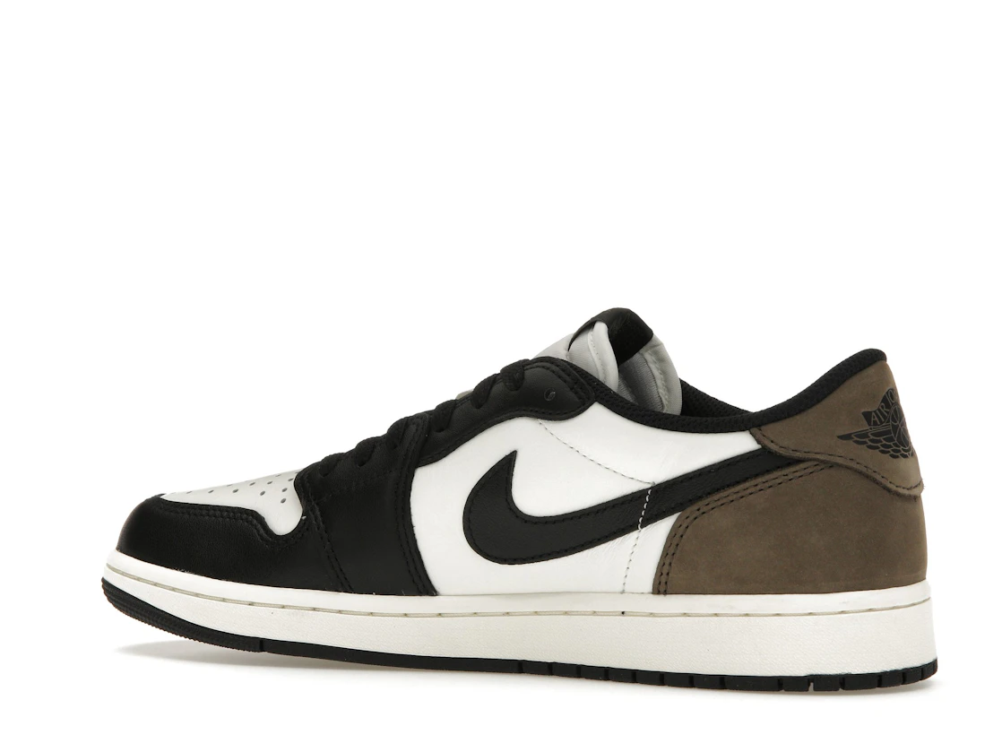 Vue 22 de Jordan 1 Retro Low OG Mocha
