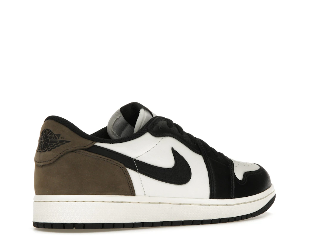 Vue 33 de Jordan 1 Retro Low OG Mocha