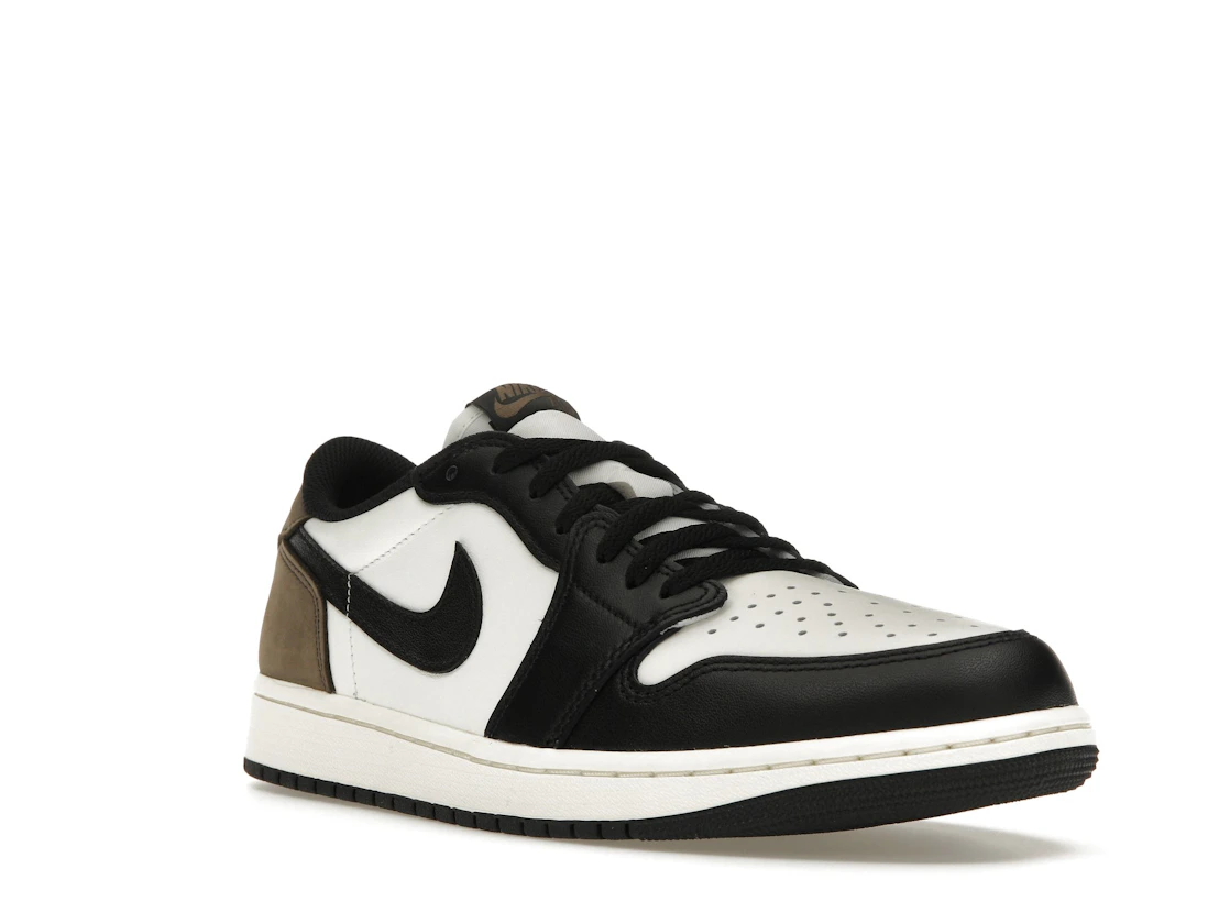 Vue 6 de Jordan 1 Retro Low OG Mocha