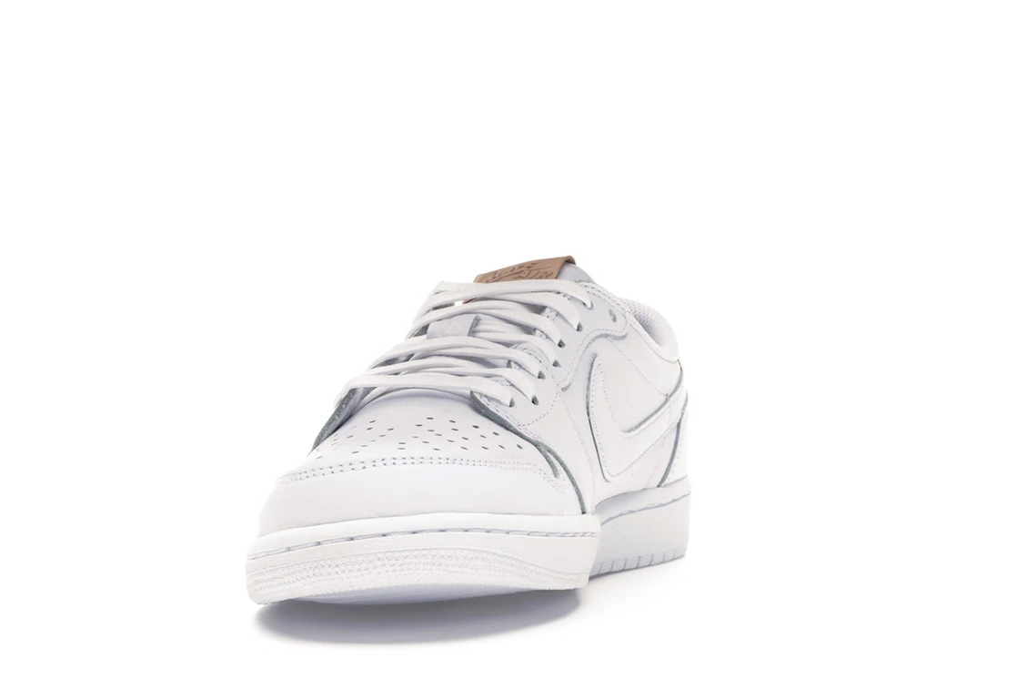 Vue 12 de Jordan 1 Retro Low OG White Vachetta