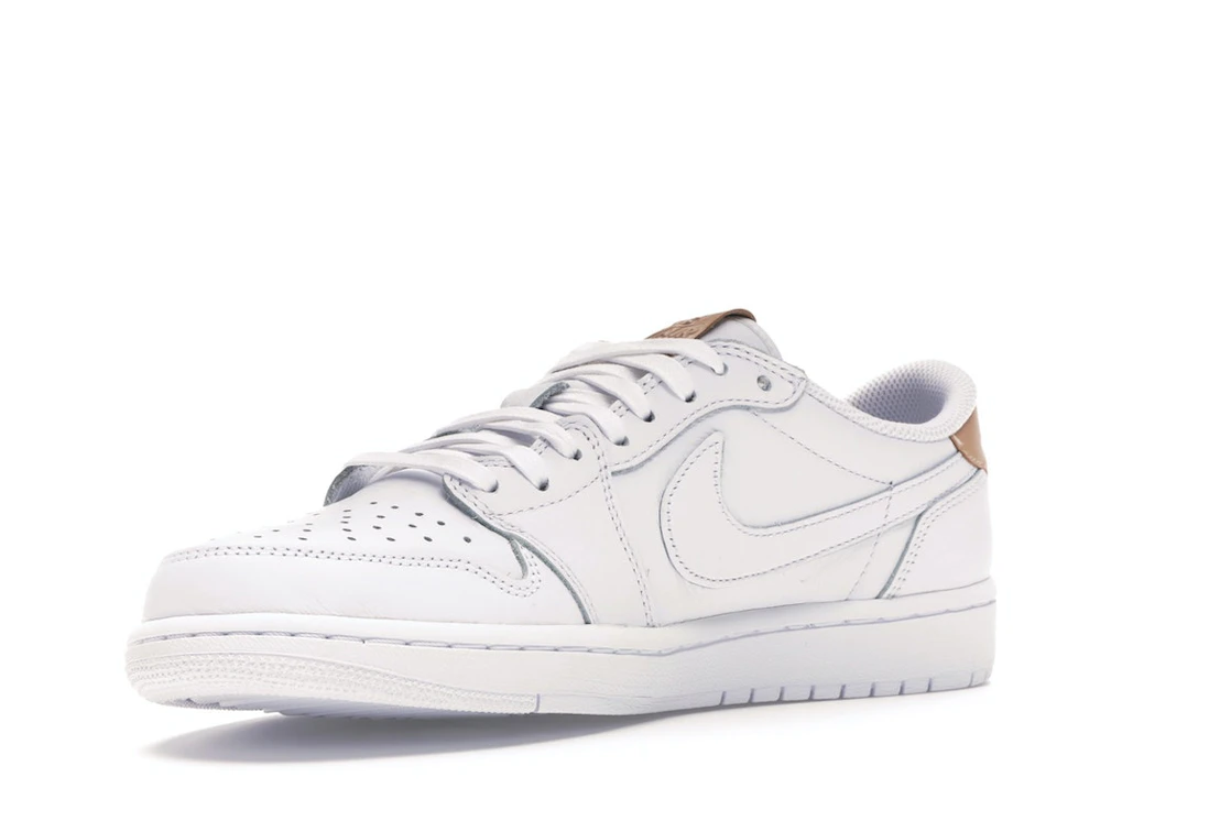 Vue 15 de Jordan 1 Retro Low OG White Vachetta