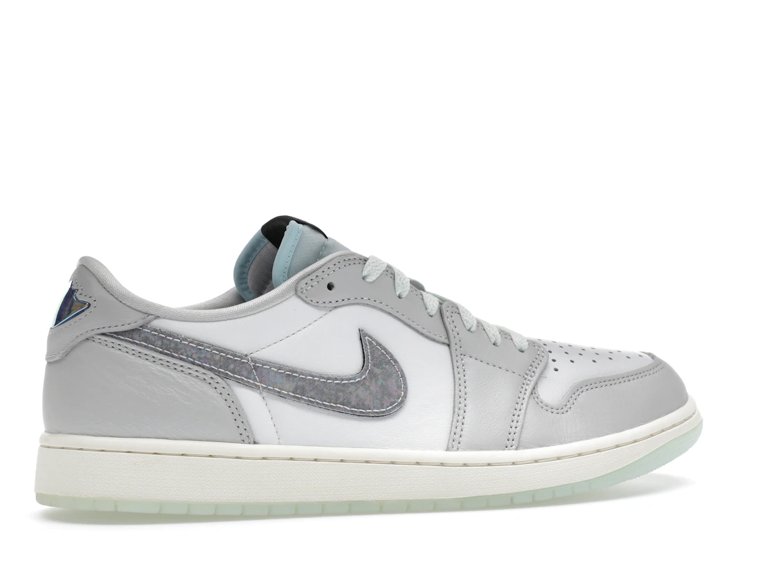 Vue 35 de Jordan 1 Retro Low OG Year of the Snake (2025)