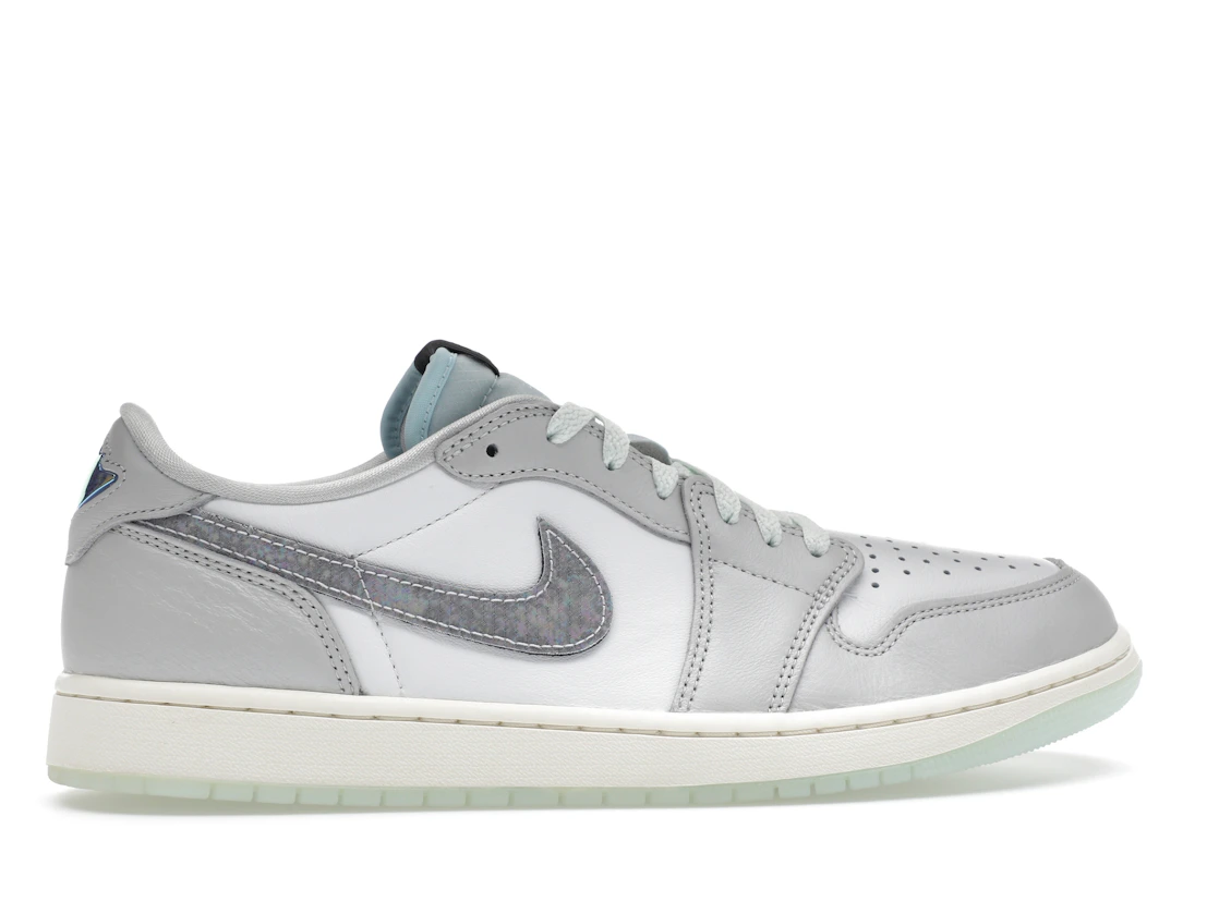 Vue 36 de Jordan 1 Retro Low OG Year of the Snake (2025)