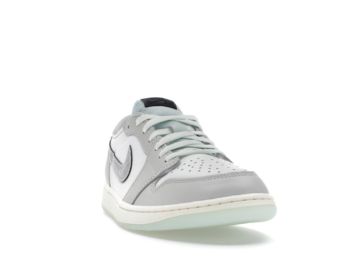 Vue 8 de Jordan 1 Retro Low OG Year of the Snake (2025)