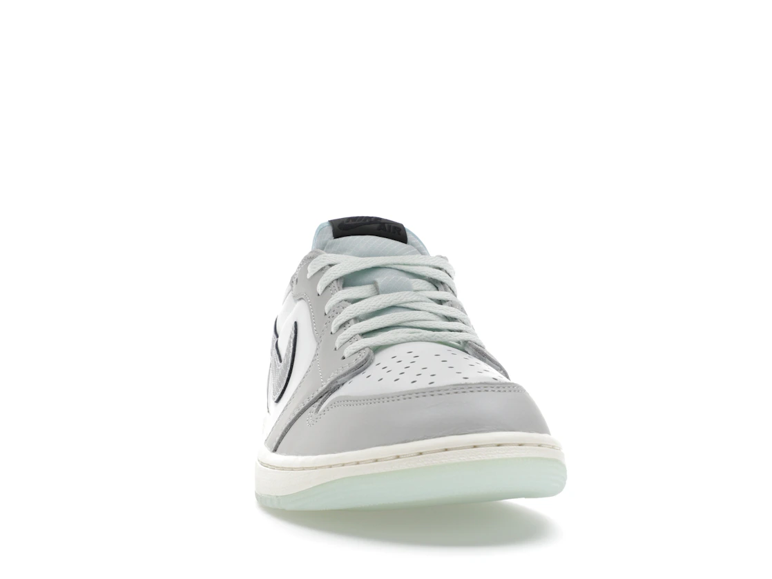 Vue 9 de Jordan 1 Retro Low OG Year of the Snake (2025)