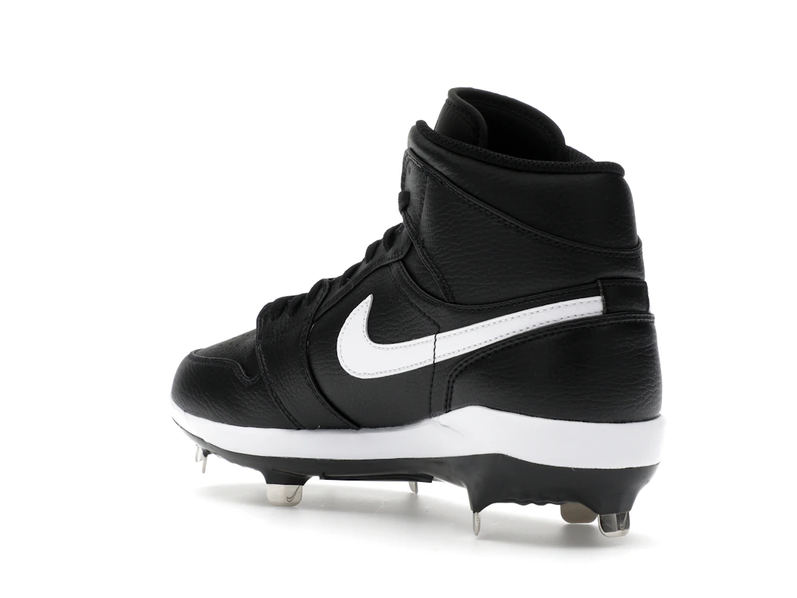 Vue 24 de Jordan 1 Retro Metal Black White (2023)