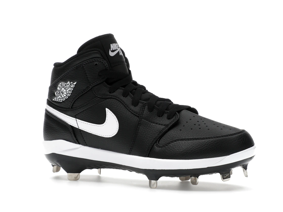 Vue 4 de Jordan 1 Retro Metal Black White (2023)