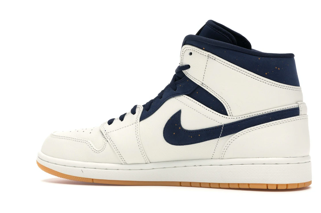 Vue 21 de Jordan 1 Retro Mid Jeter