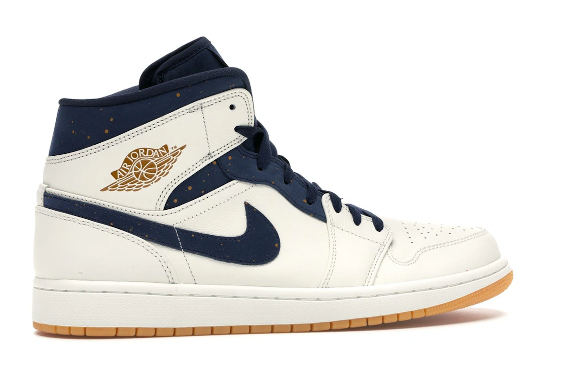 Vue 35 de Jordan 1 Retro Mid Jeter