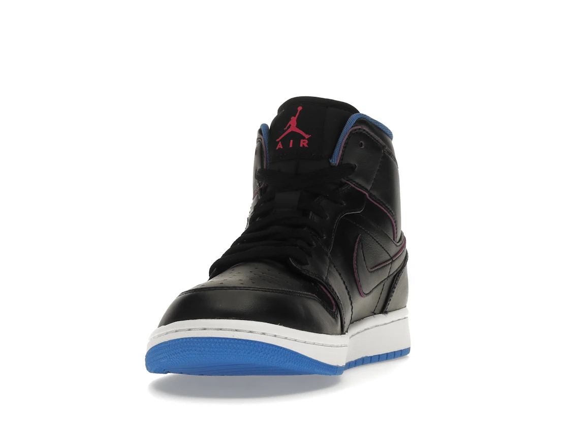 Vue 12 de Jordan 1 Retro Mid Radio Raheem