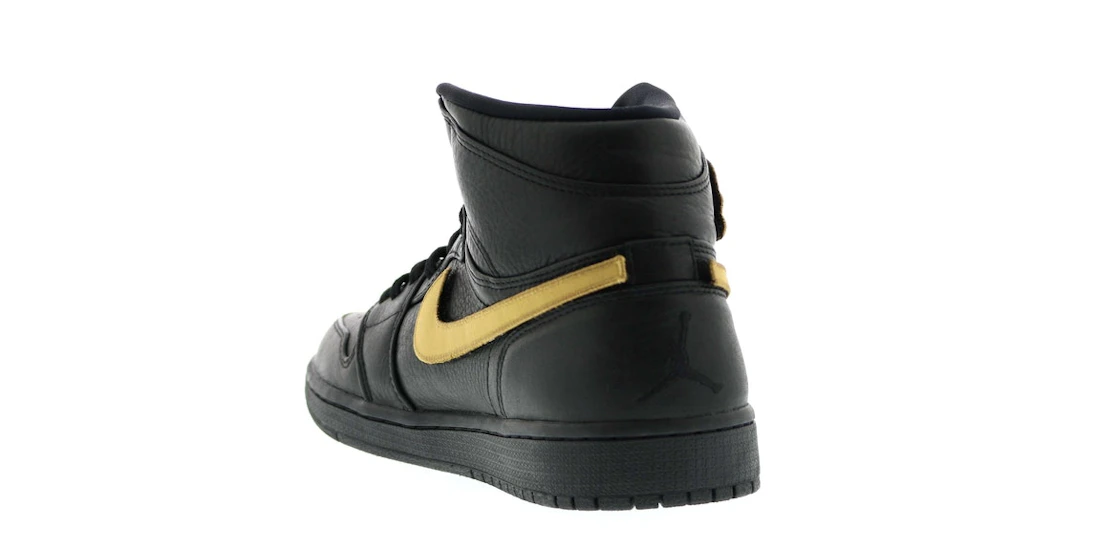Vue 18 de Jordan 1 Retro BHM (2017)