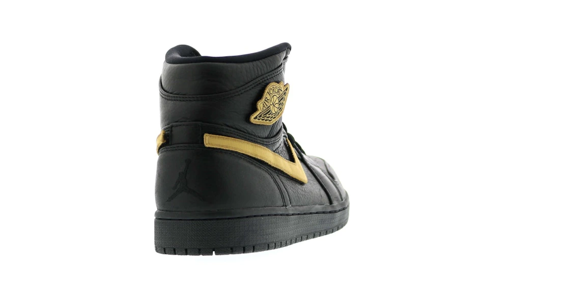 Vue 21 de Jordan 1 Retro BHM (2017)