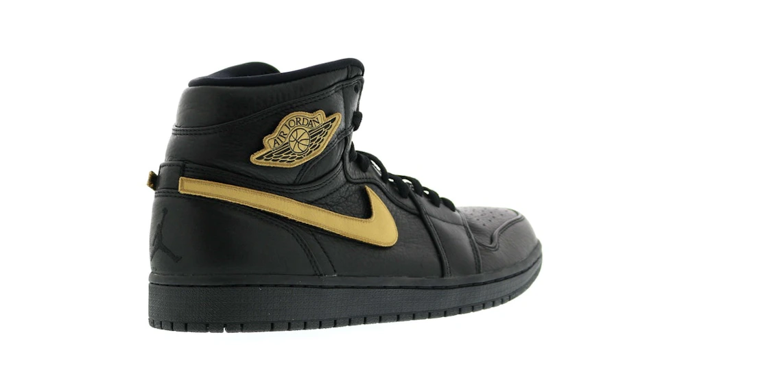 Vue 23 de Jordan 1 Retro BHM (2017)