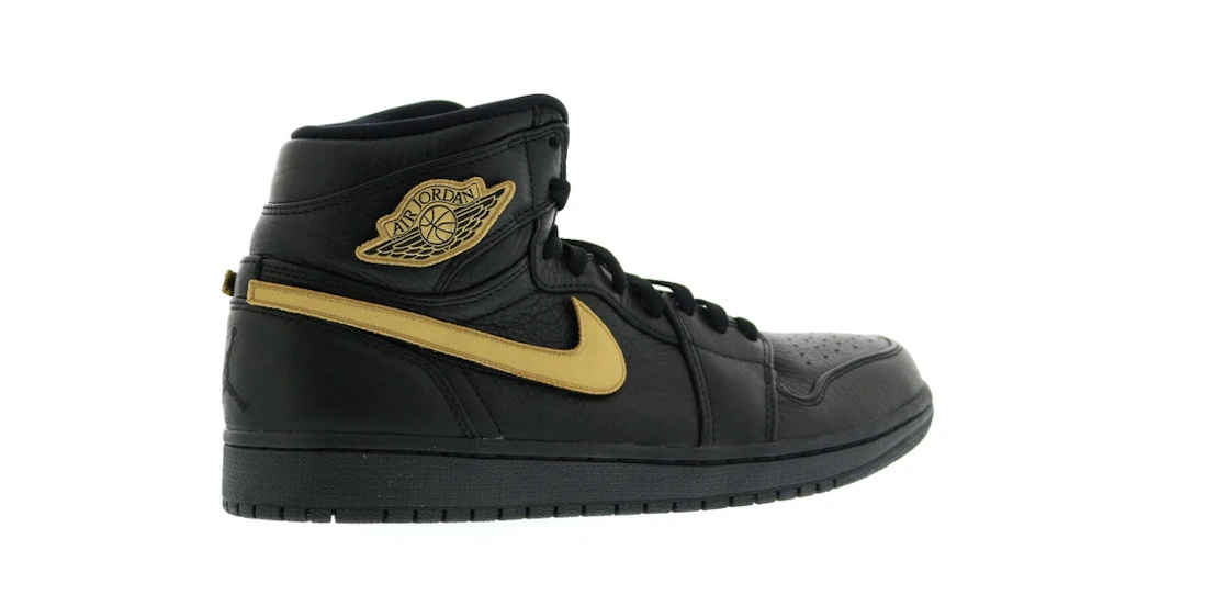 Vue 24 de Jordan 1 Retro BHM (2017)