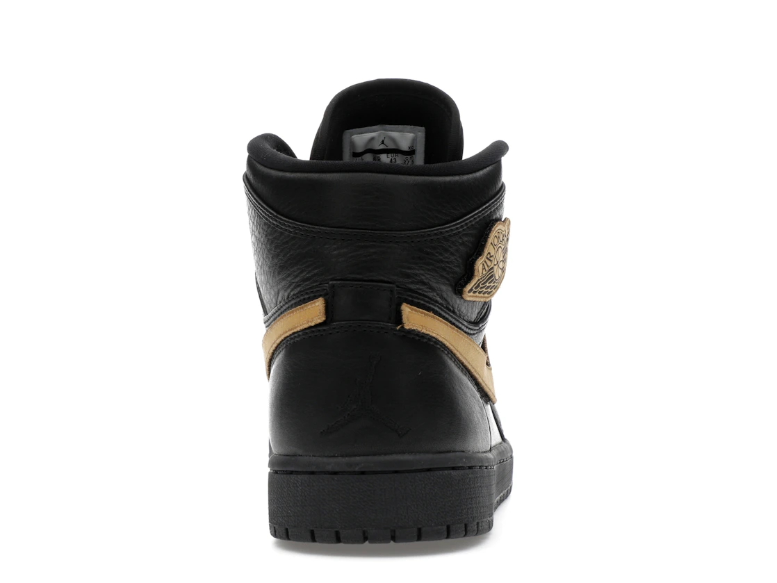 Vue 28 de Jordan 1 Retro BHM (2017)