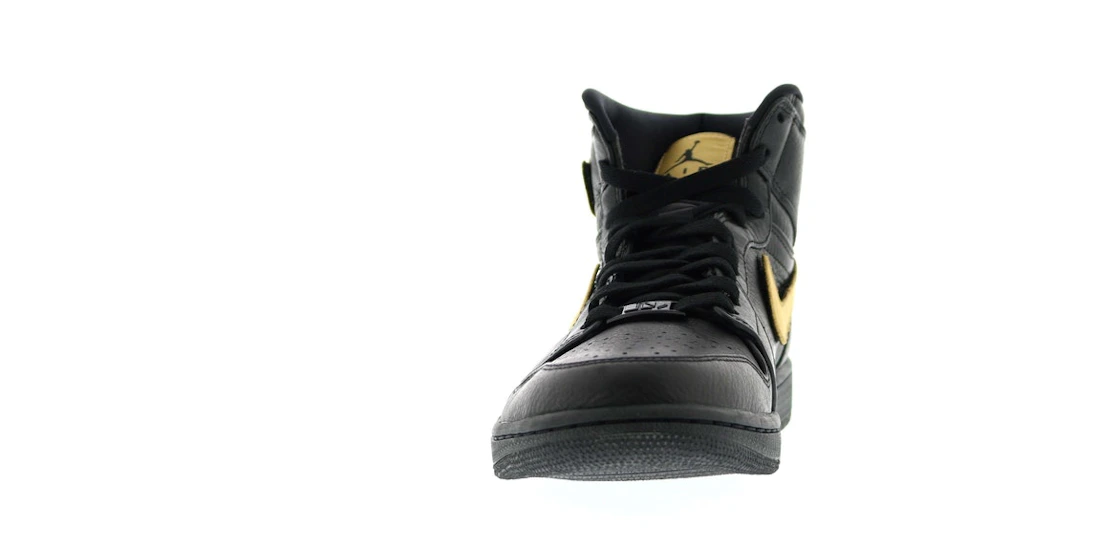 Vue 8 de Jordan 1 Retro BHM (2017)