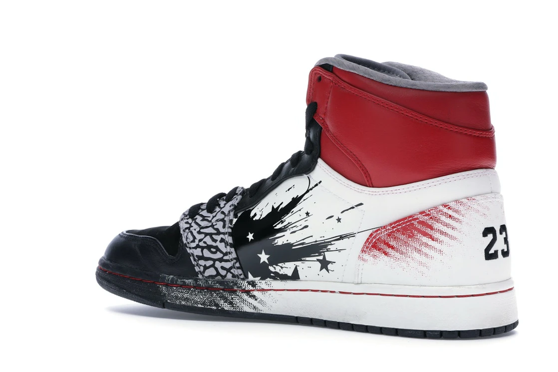 Vue 23 de Jordan 1 Retro Dave White Wings for the Future