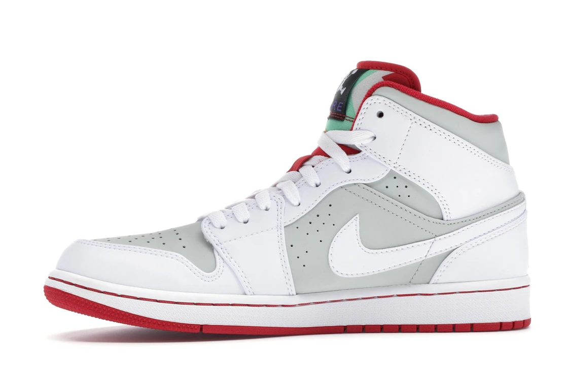 Vue 18 de Jordan 1 Retro Hare Jordan (2015)