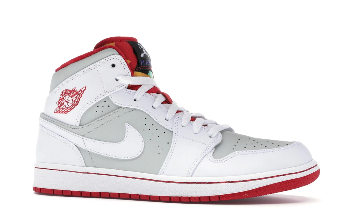 Vue 3 de Jordan 1 Retro Hare Jordan (2015)