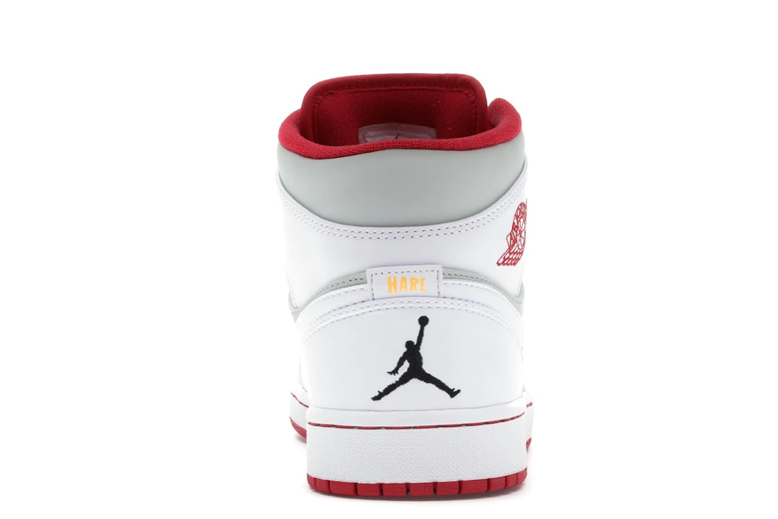 Vue 28 de Jordan 1 Retro Hare Jordan (2015)