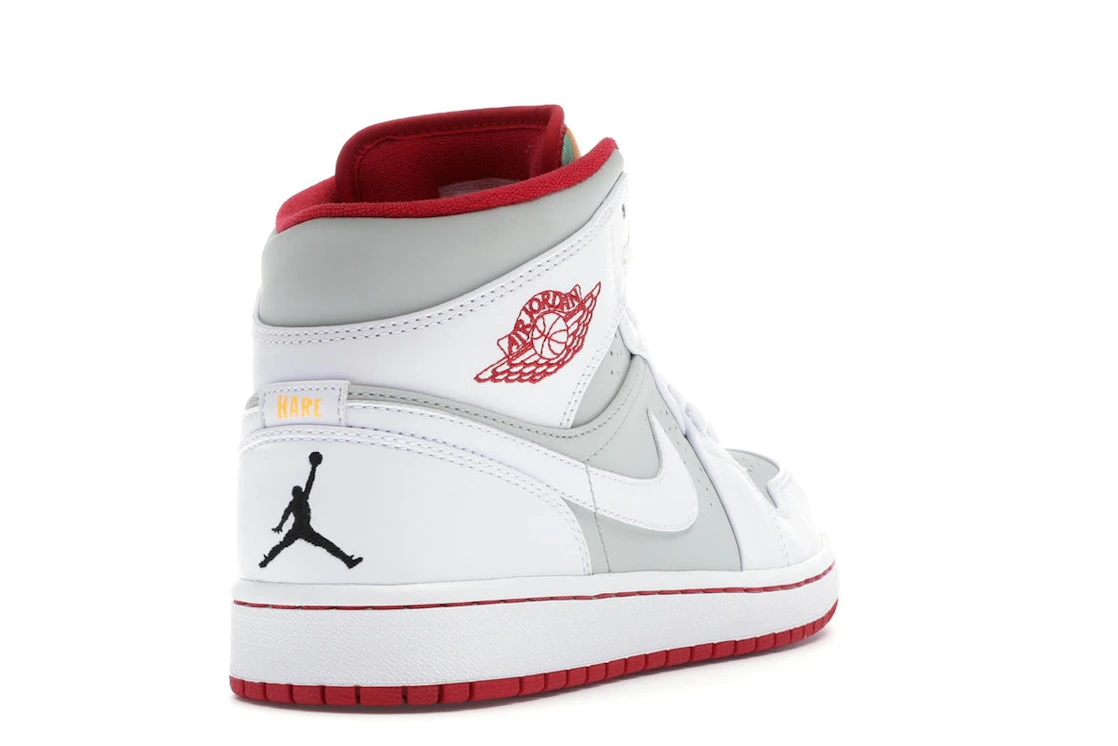 Vue 31 de Jordan 1 Retro Hare Jordan (2015)