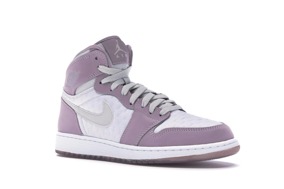 Vue 5 de Jordan 1 Retro Heiress Plum Fog (GS)