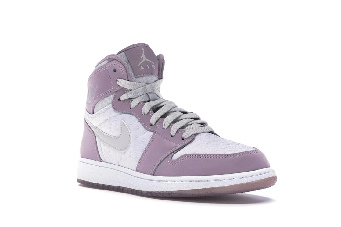 Vue 6 de Jordan 1 Retro Heiress Plum Fog (GS)