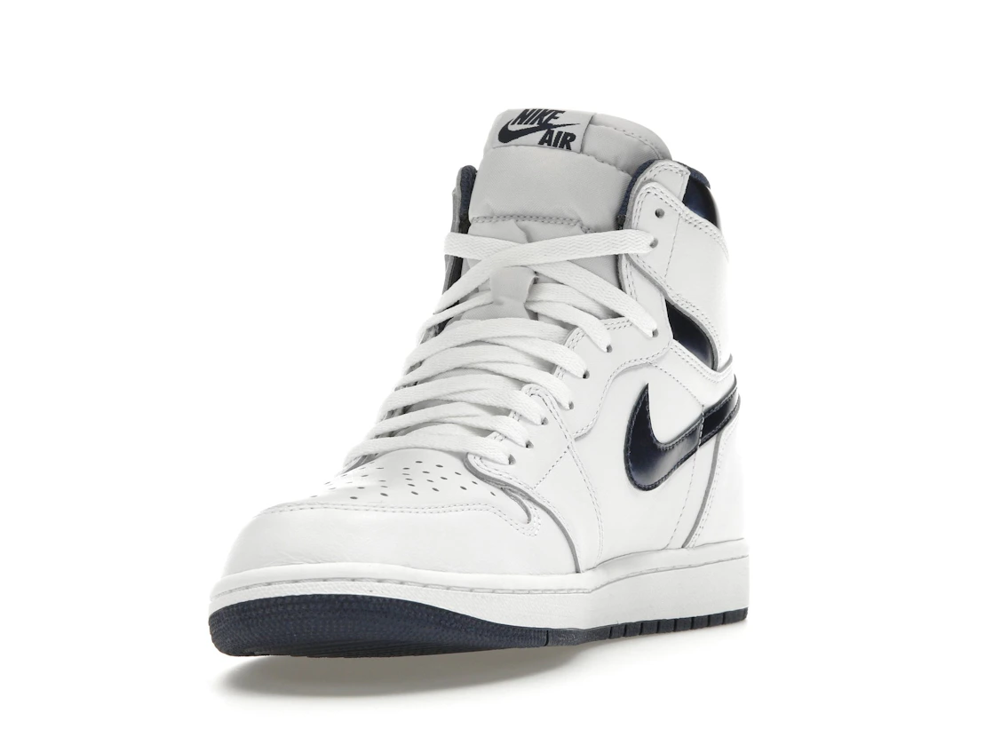 Vue 13 de Jordan 1 Retro Metallic Navy (2016)