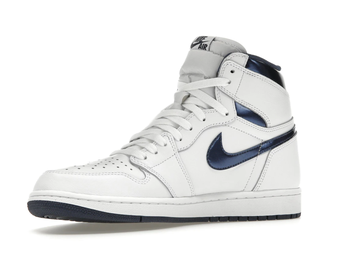 Vue 16 de Jordan 1 Retro Metallic Navy (2016)