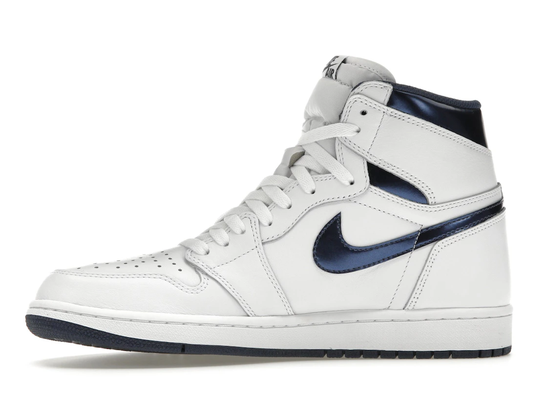 Vue 18 de Jordan 1 Retro Metallic Navy (2016)